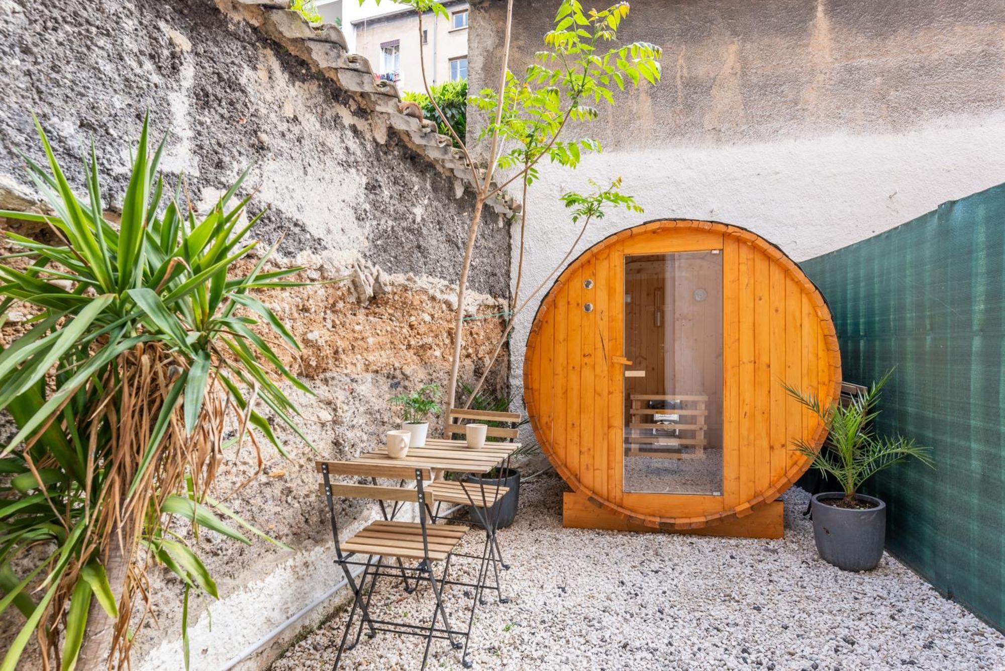 Le Cocon Traboule & Spa Лион Экстерьер фото